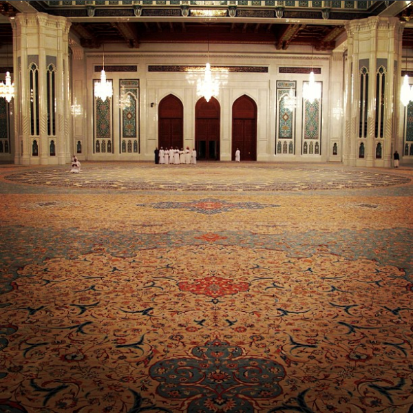 عمان، فرش يكپارچه مسجد سلطان قابوس